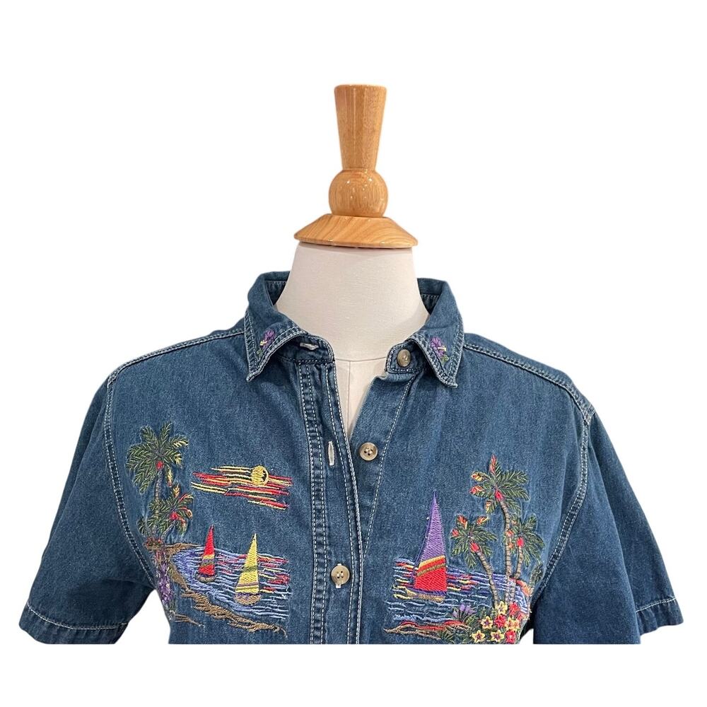 VTG Bobbie Brooks Denim Button Down Short Sleeve Shirt Embroidered Sailboats, M - Picture 2 of 10